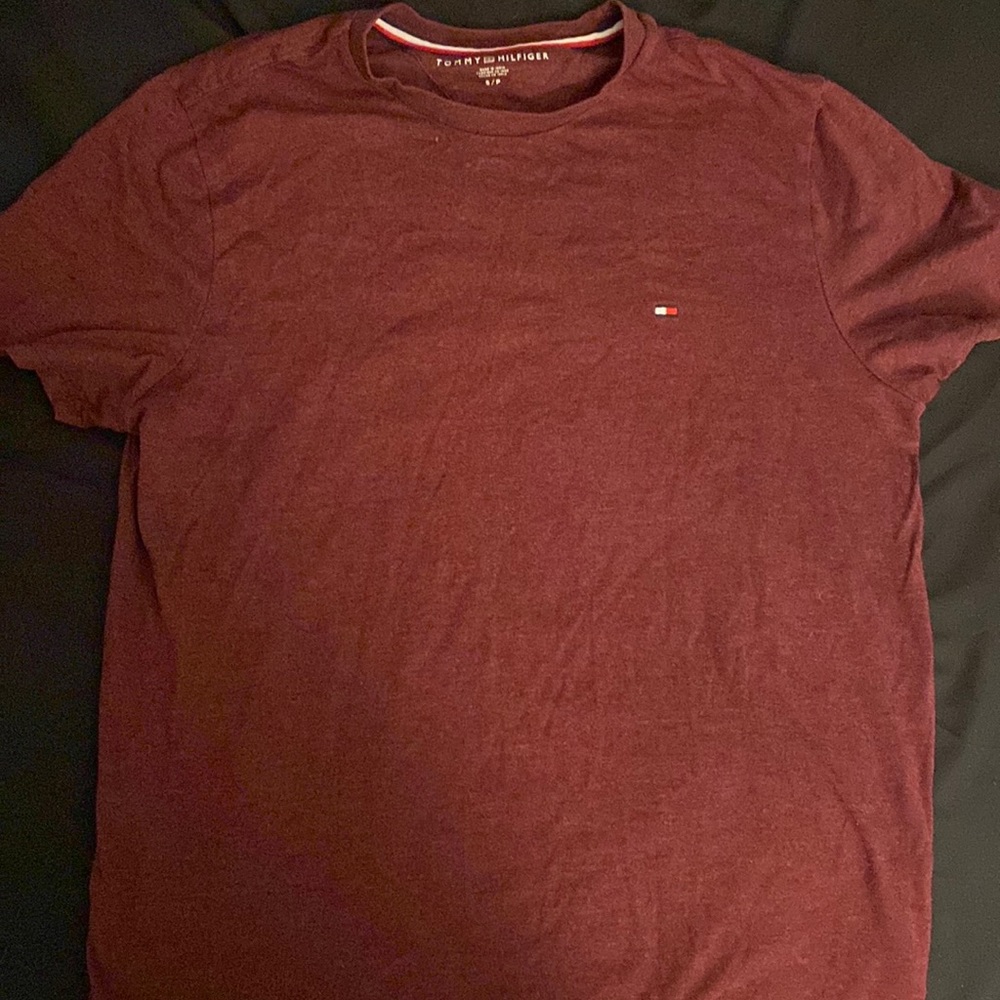 Tommy Hilfiger T Shirt Maroon